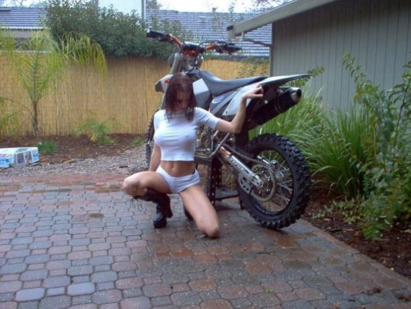 holky a moto