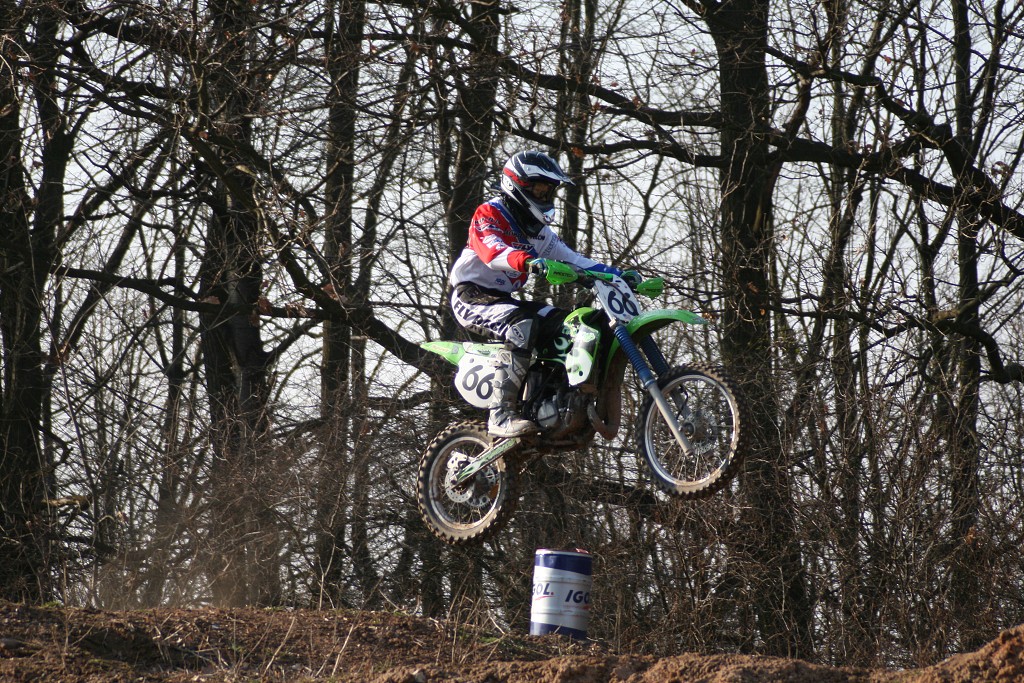 NA 