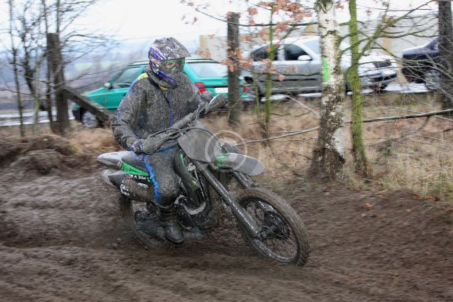 Silvestrovský motokros přelouč 31.12.2009_Michal Plíhal