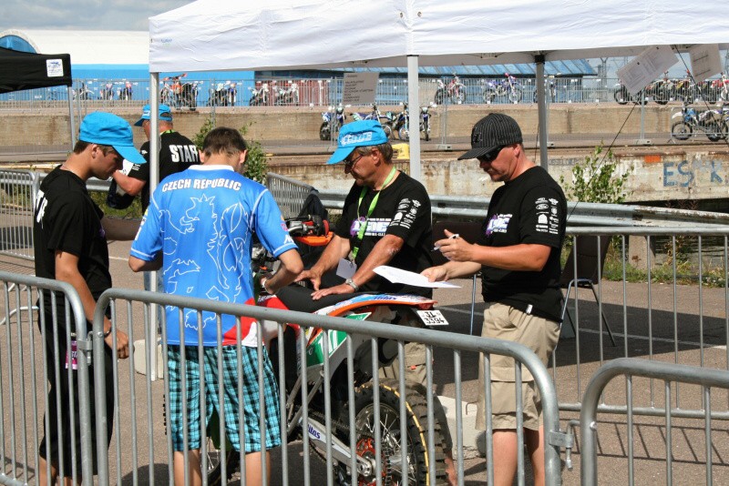 ISDE_TP_5.8.2011